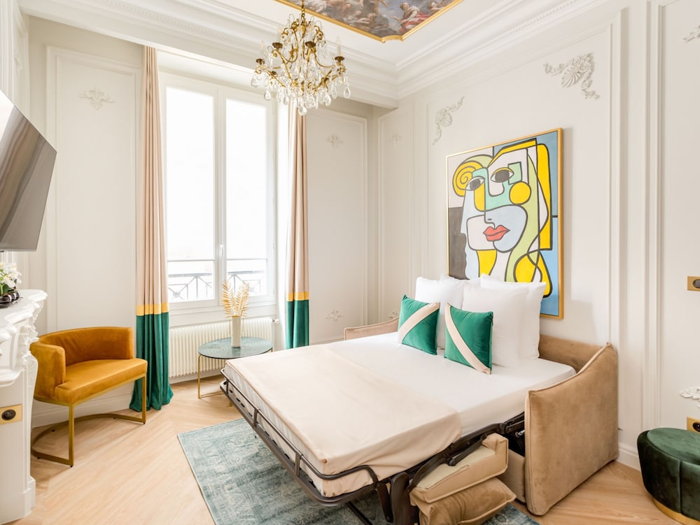 Merveil Luxury Suites - Opera - Volney I-II