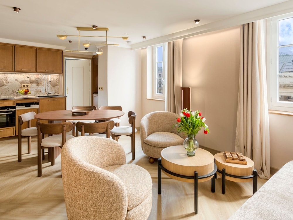 Merveil Luxury Suites - Bourse I-II