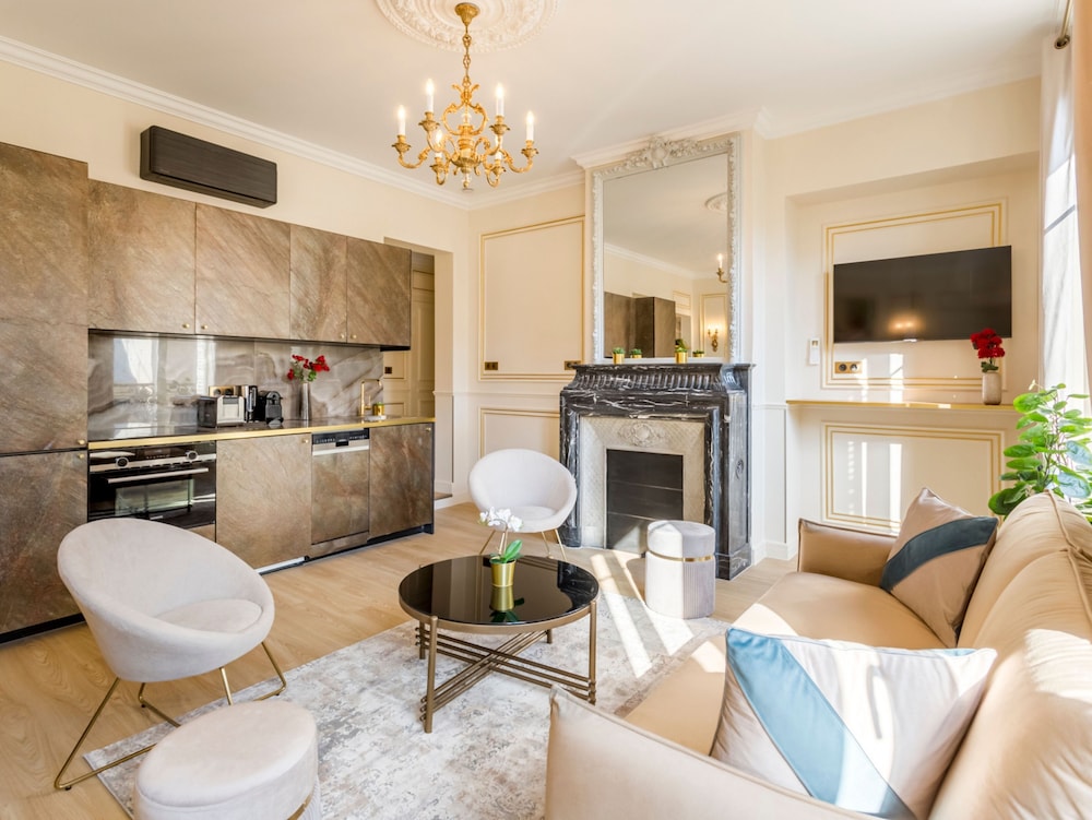 Merveil Luxury Suites - Opera I-II