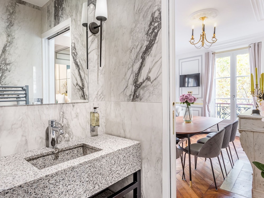 Merveil Luxury Suites - Sebastopol I-II