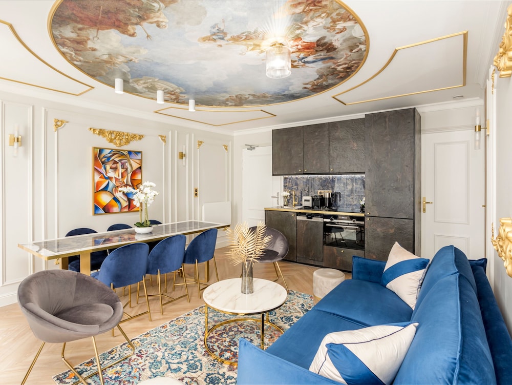 Merveil Luxury Suites - Rougemont I-II-III