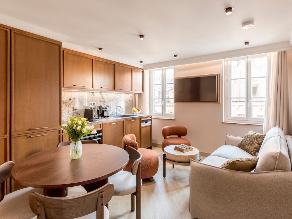Merveil Luxury Suites - Bourse I-II