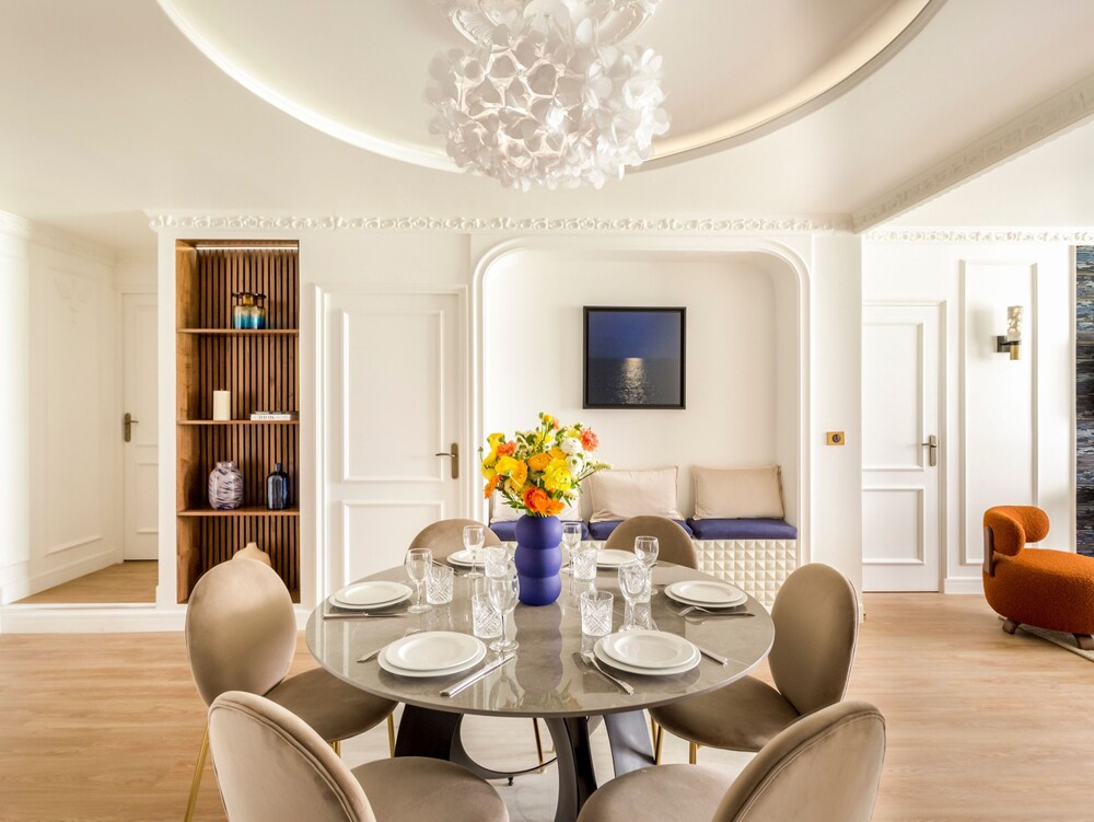 Merveil Luxury Suites - Lenoir I-II-III