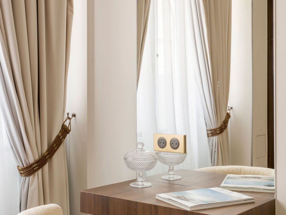 Merveil Luxury Suites - Grenelle I-II