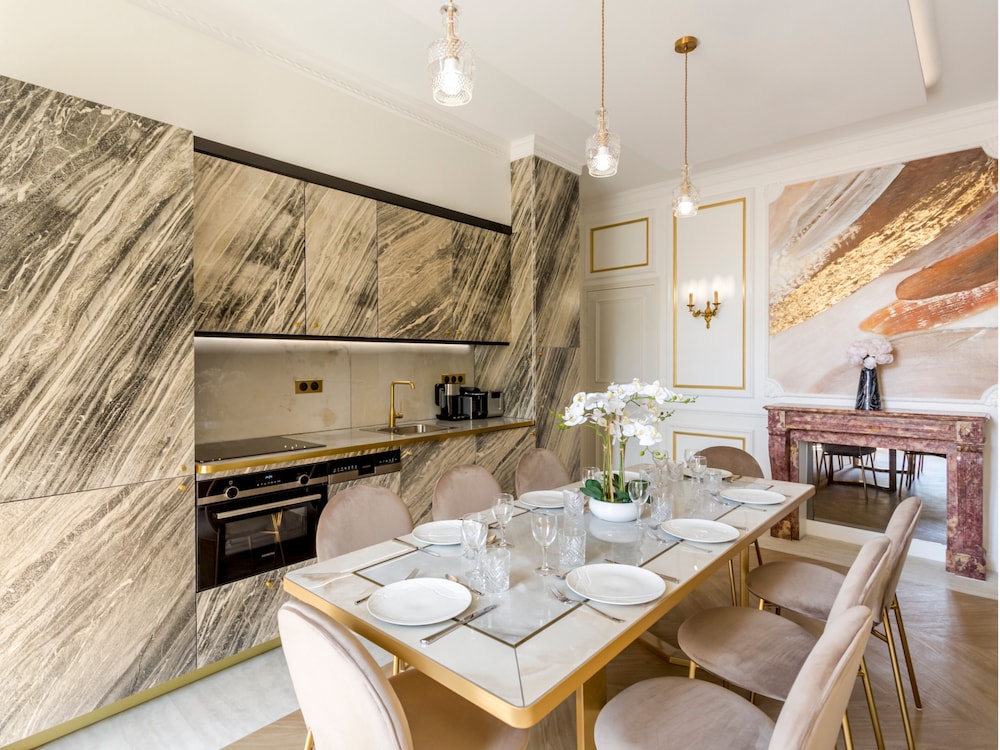 Merveil Luxury Suites - Bac I-II