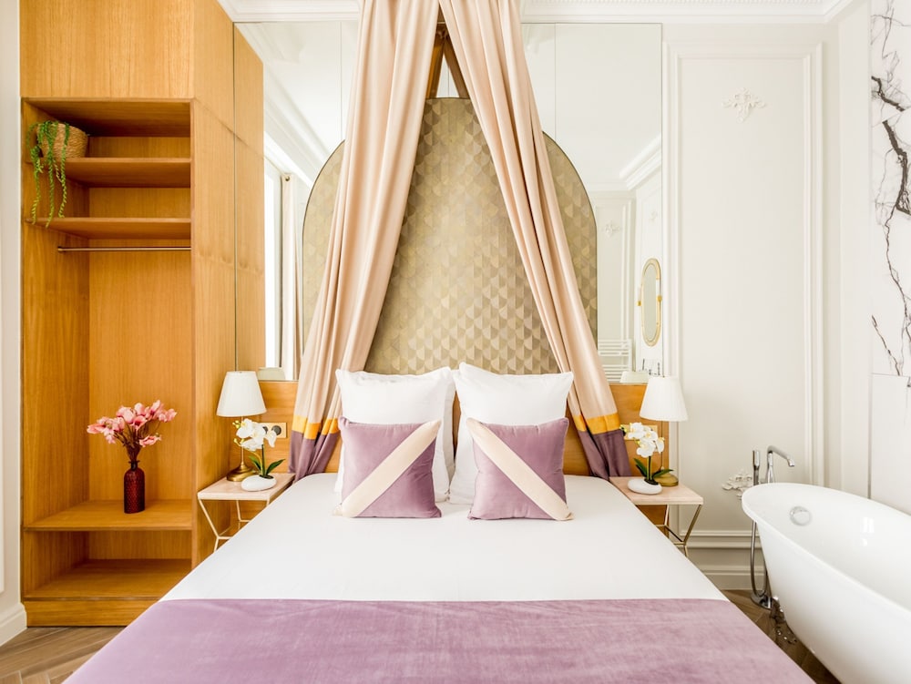 Merveil Luxury Suites - Opera - Volney I-II