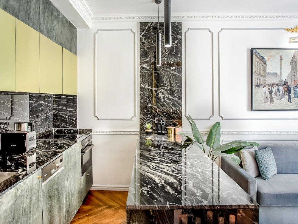 Merveil Luxury Suites - Sebastopol I-II