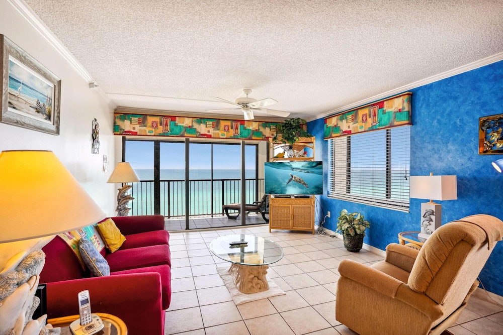 Ocean Sands 1-708