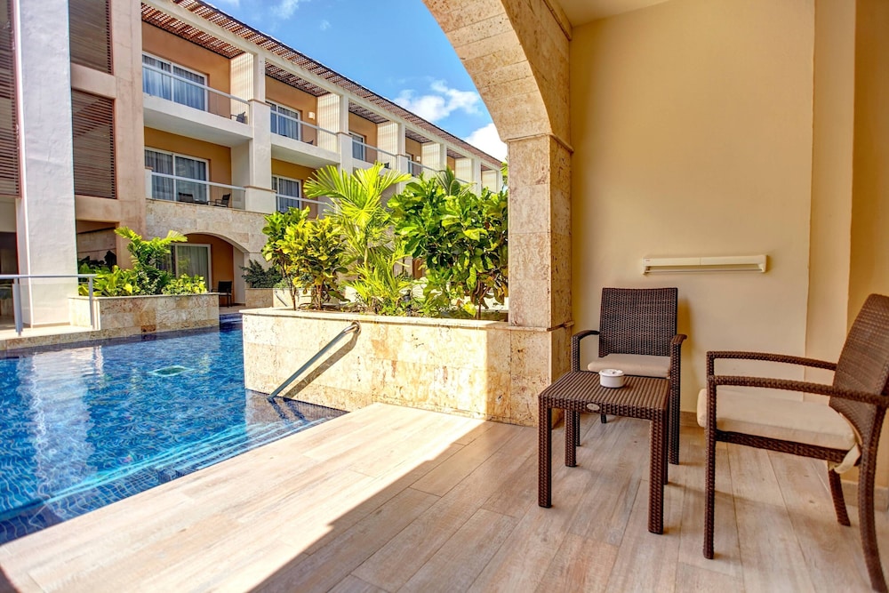 Royalton Hideaway Punta Cana, An Autograph Collection All-Inclusive Resort & Casino – Adults Only
