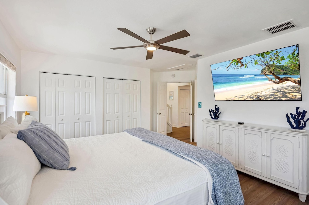 Beach Livin 3 - 3 Bedroom Upstairs
