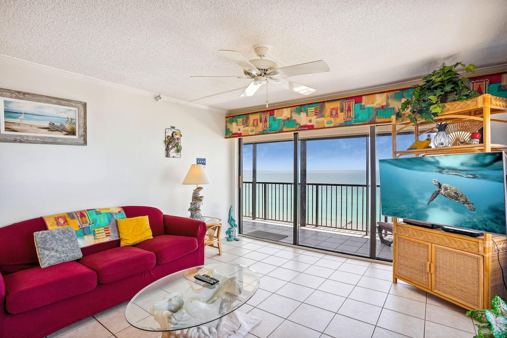 Ocean Sands 1-708
