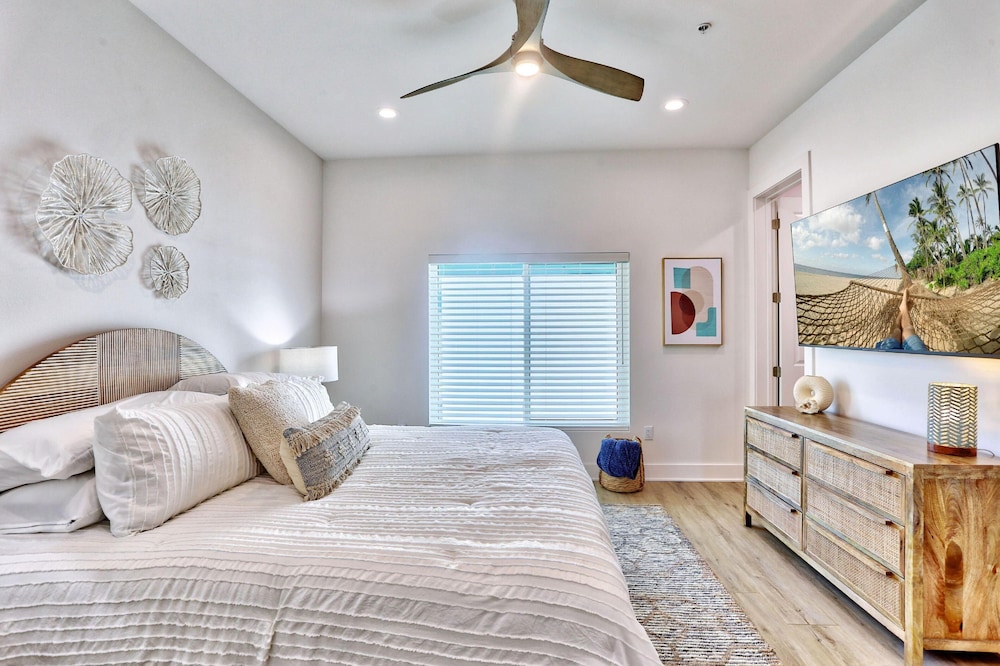 Azul Townhomes C1 - Sol Retreat