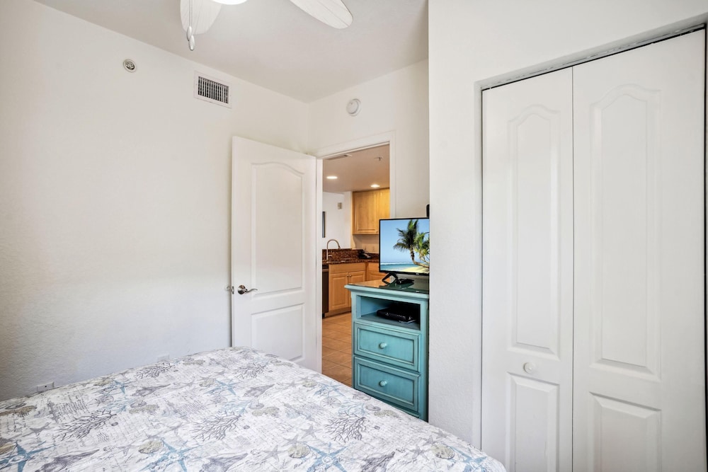 Sunset Vistas 404n
