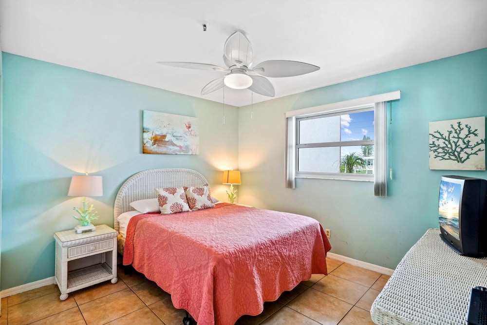 Sea Breeze 106