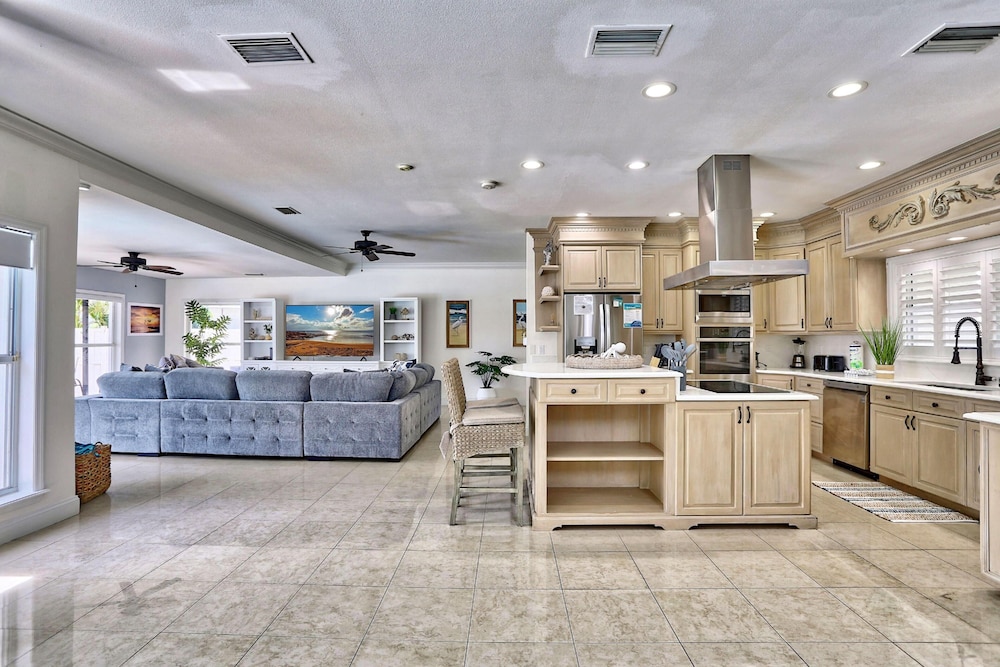 Villa At Bahia Shores-whole Property
