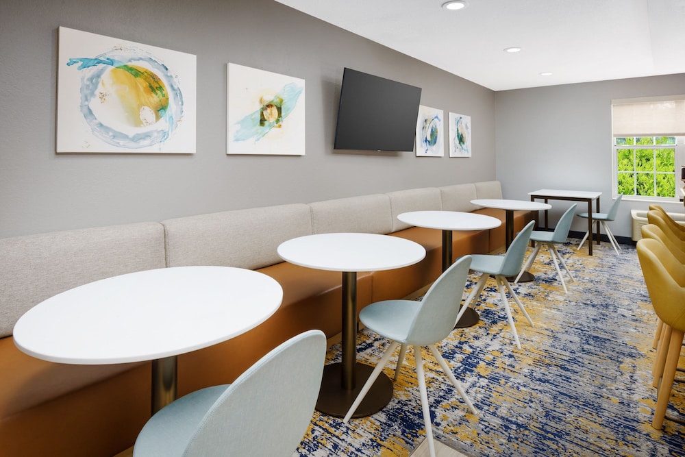 Towneplace Suites by Marriott Horsham - Property Image 10