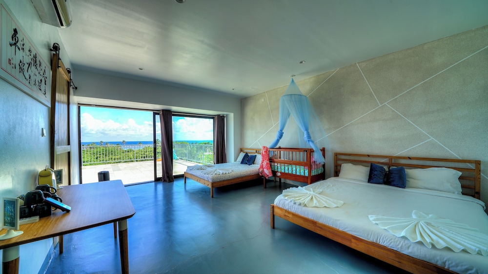 Maui Bay Home Stay Villa - view 23