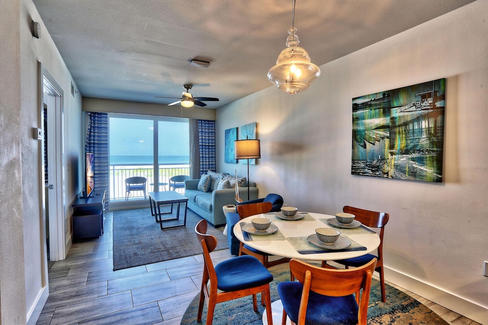 Oceana 203 West