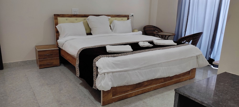 Mango Valley Resorts Ganpatipule