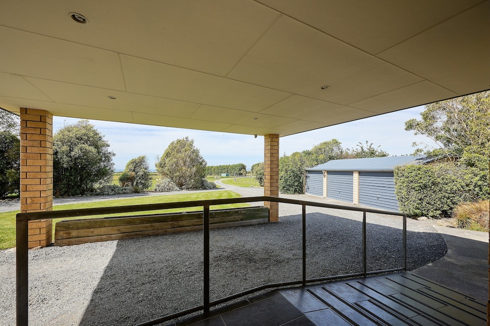 Awatea Country B&B