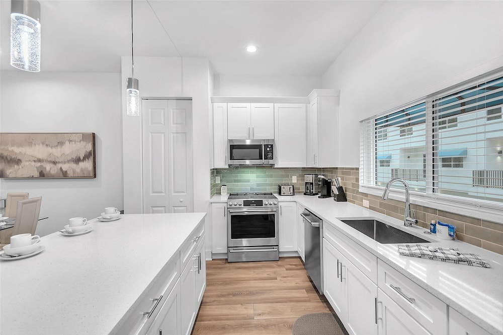 Azul Townhomes A1