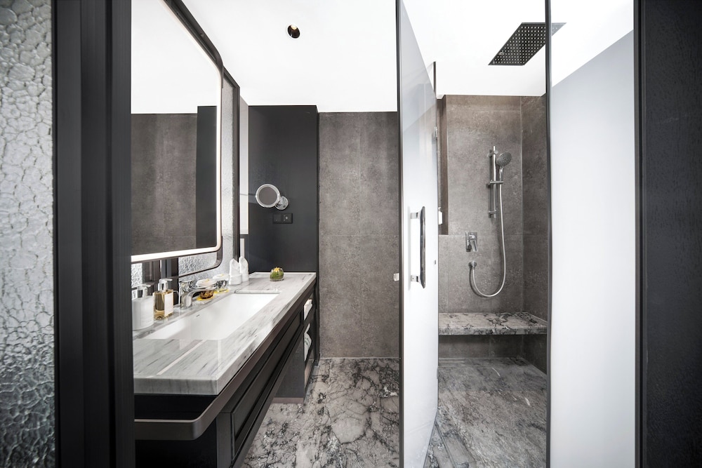 Holiday Inn Chongqing Shuangfu by IHG