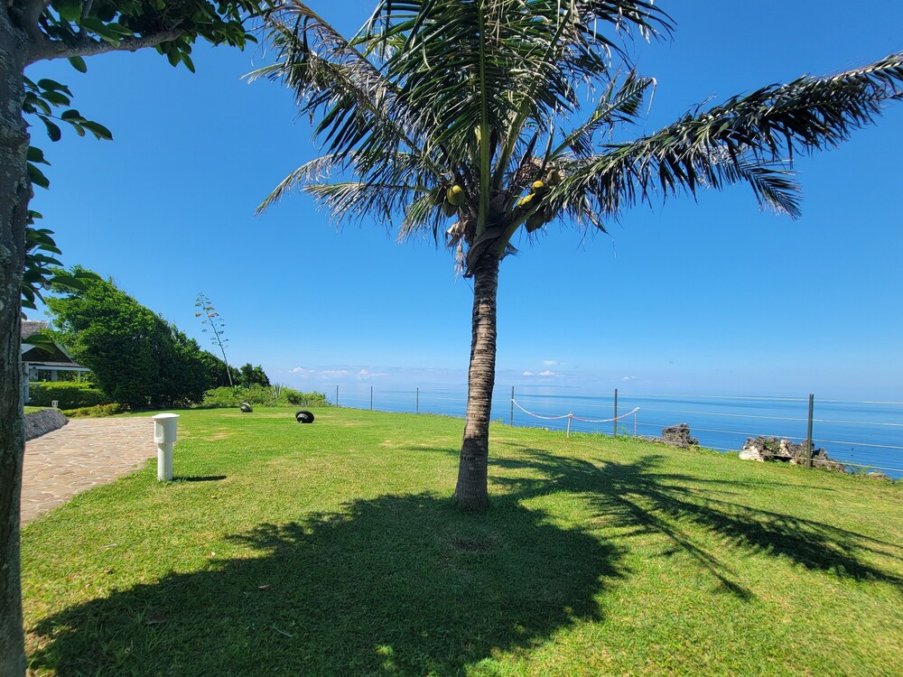 Kawayan Holiday Resort