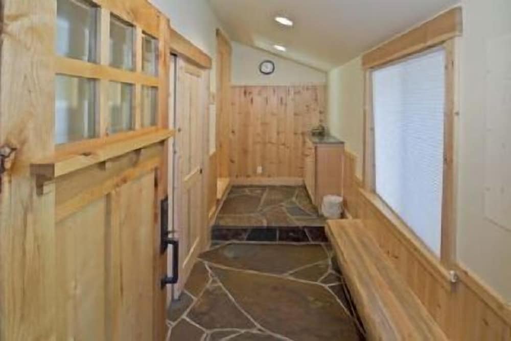 Lake Tahoe Vacations - Pine Needle Meadows - Property Image 3