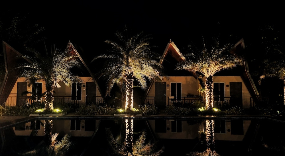 Bird's Nest Resort - Shahapur