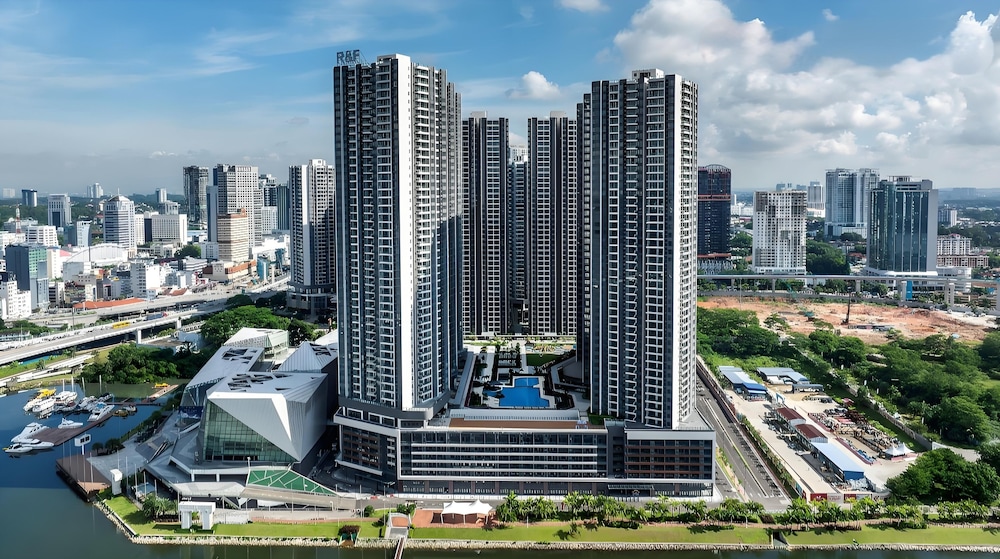 R&F Princess Cove by FUJU & 5mins to ClQ