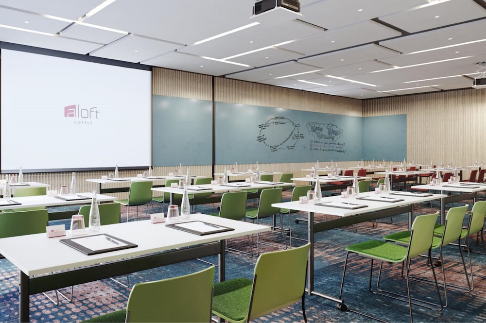 meeting & event spaces