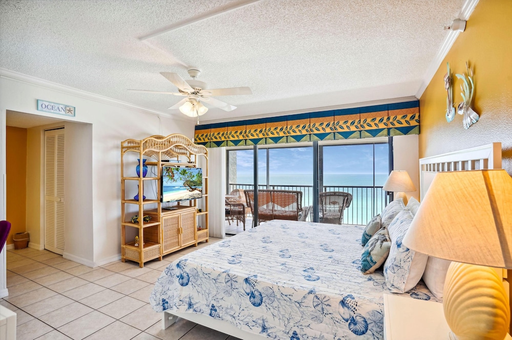 Ocean Sands 1-708