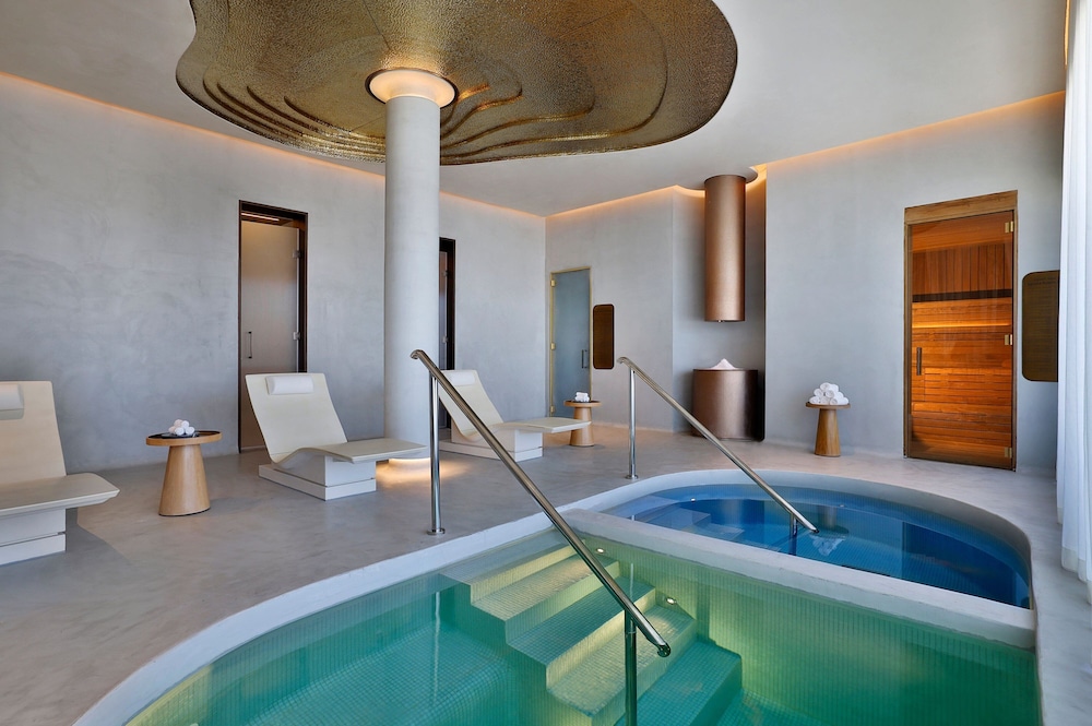 The St. Regis Red Sea Resort 32
