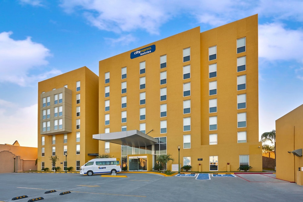 Corpus Christi Vacations - City Express by Marriott Matamoros - Property Image 1