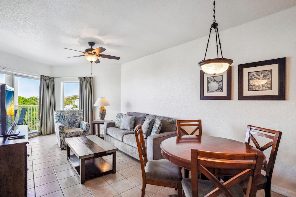 Sunset Vistas 404n