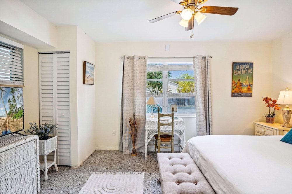 Beach Quarters #3