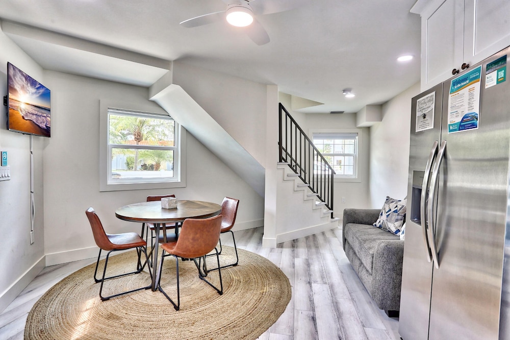 Villa At Bahia Shores-whole Property