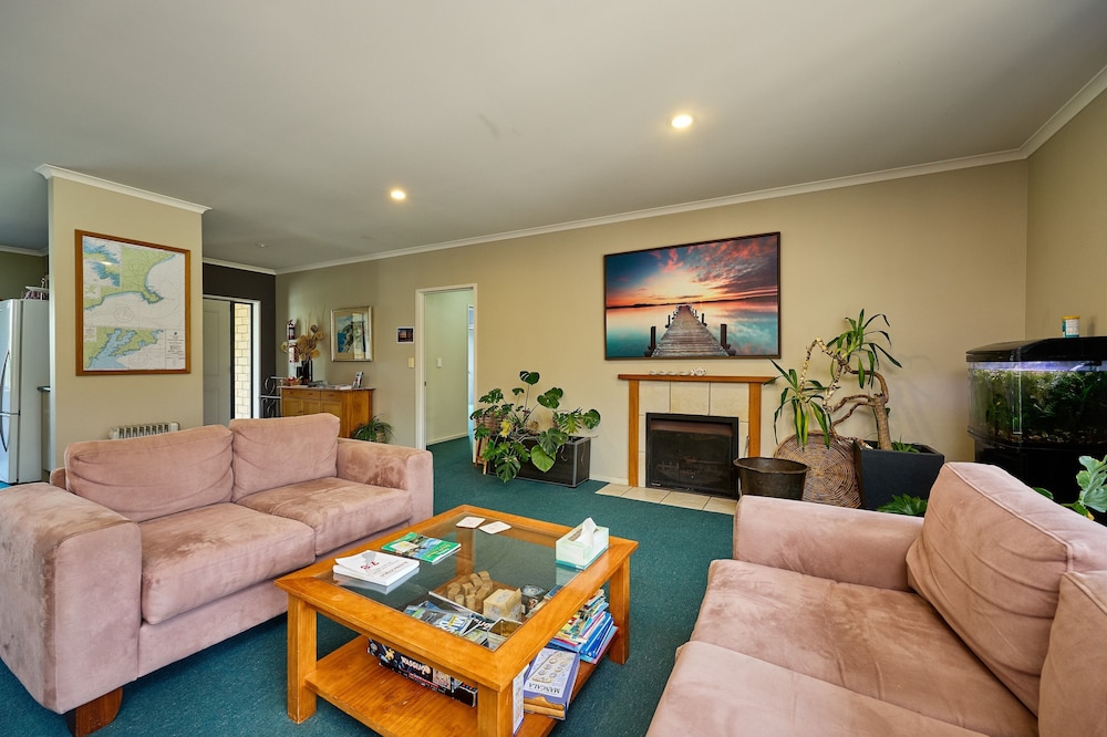 Awatea Country B&B