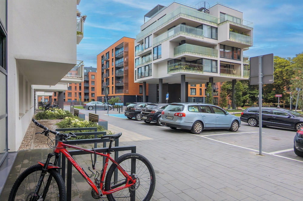 Sadova Apartment Gdańsk by Renters view 5