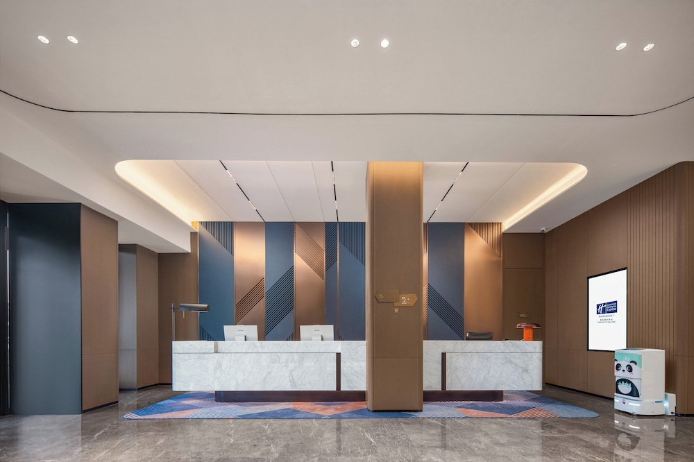 Holiday Inn Express Qingdao City Balcony by IHG