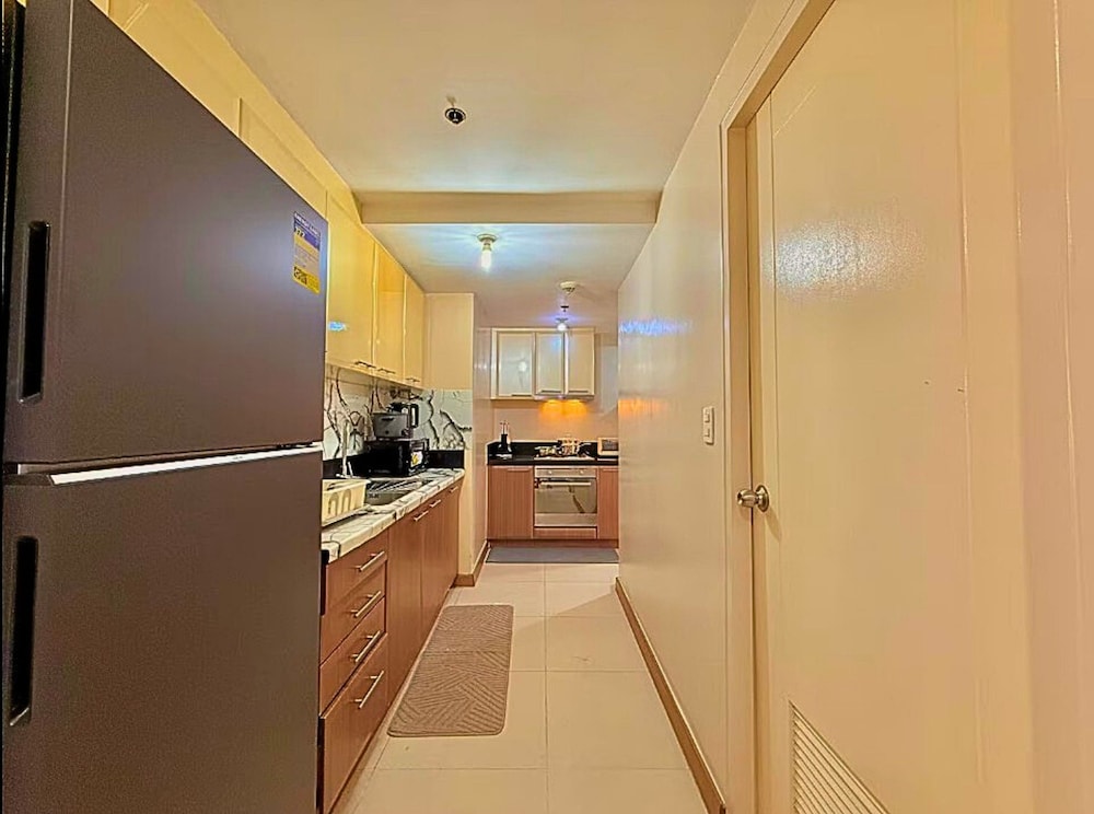 Live Luxury Living at BGC Venice