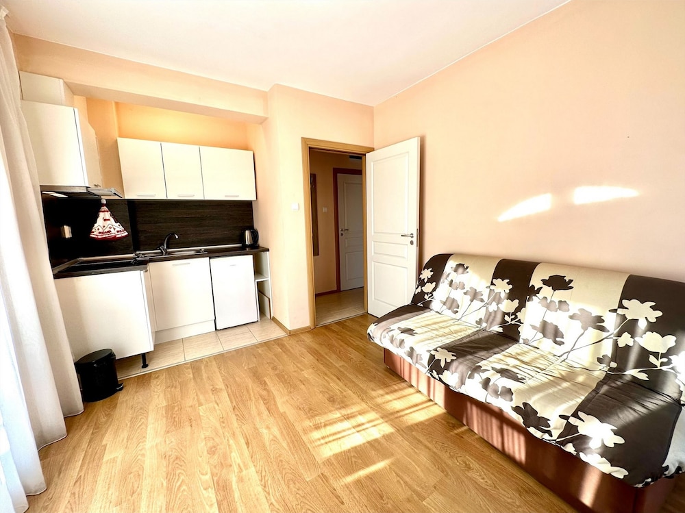 Menada Apartments in Messembria Resort view 3