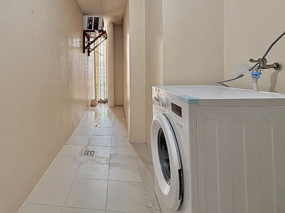 Live Luxury Living at BGC Venice
