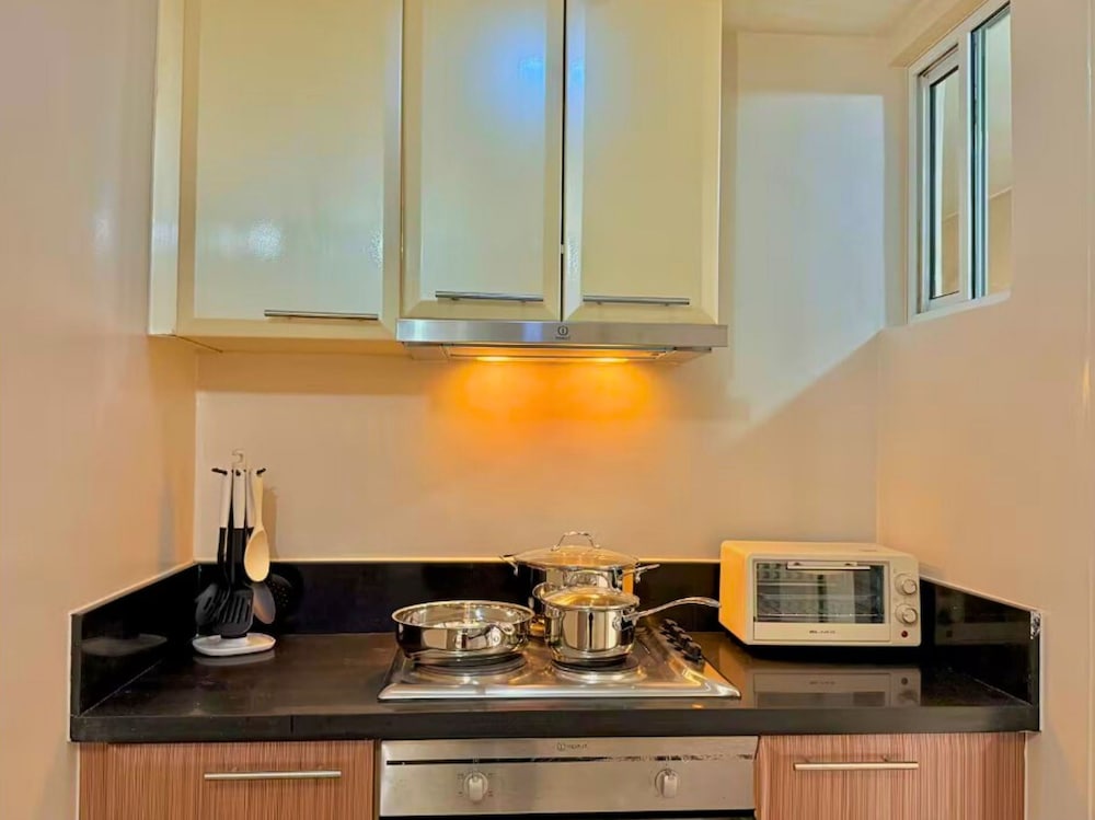 Live Luxury Living at BGC Venice