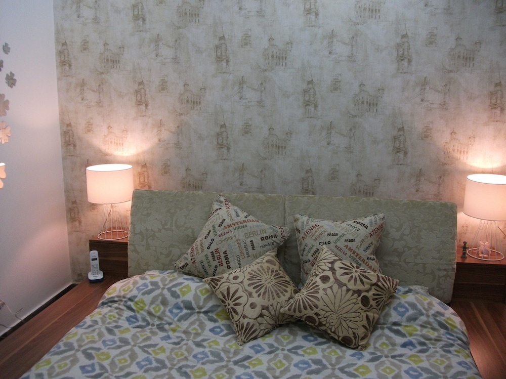 Chalet in Siwar Resort, Pool, Wifi, sea View, Electricity, 2 Bedrooms view 4