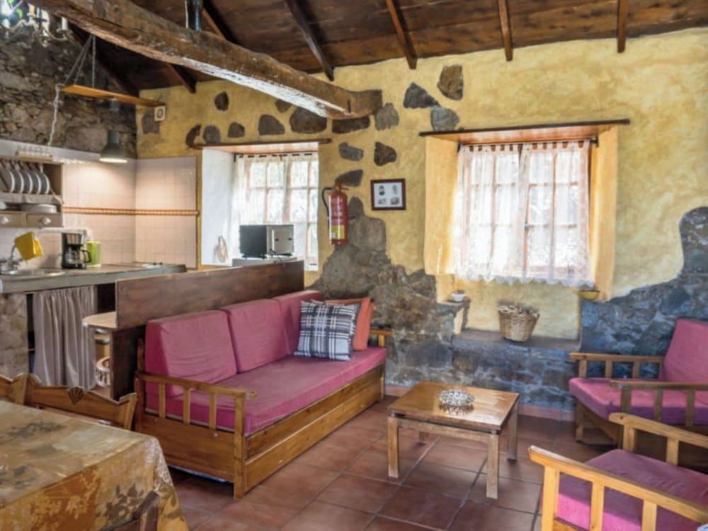 Tejeda Mountain Villa Retreat, In the Very Heart