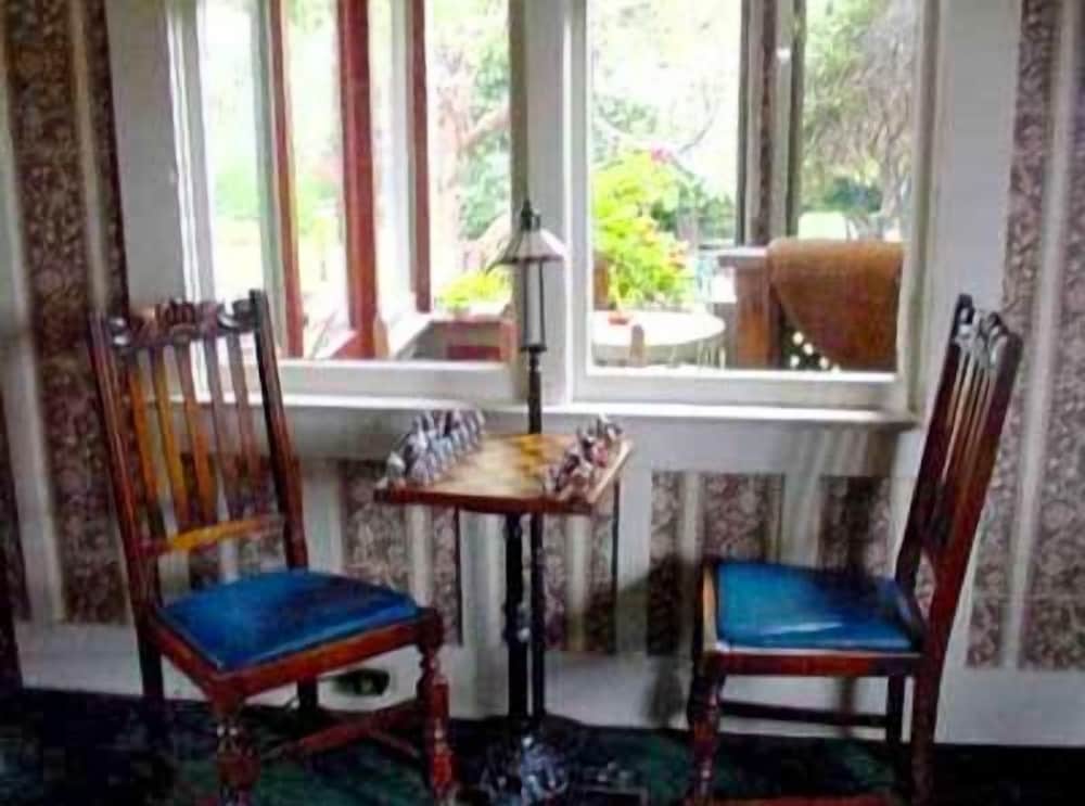 Jabberwock Inn view 3