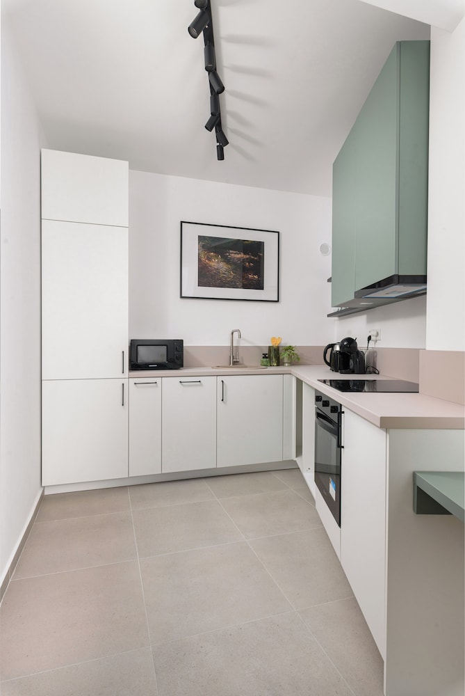 HUBIX - City of Mara Apartments