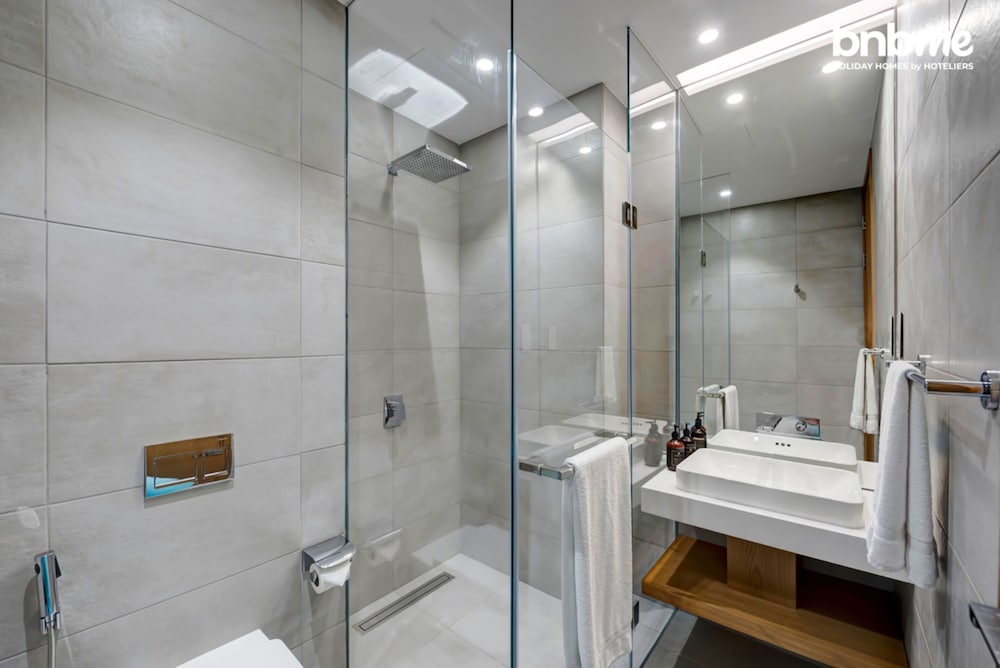5B-1JBR-3703 by bnbme homes