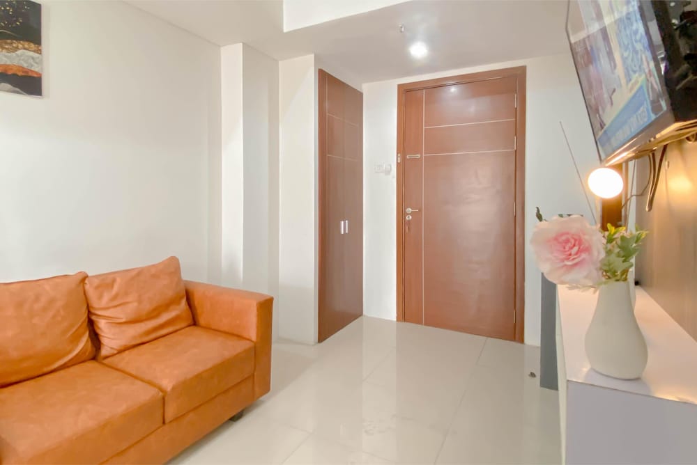 Great Deal And Cozy 1Br Apartment At Vittoria Residence